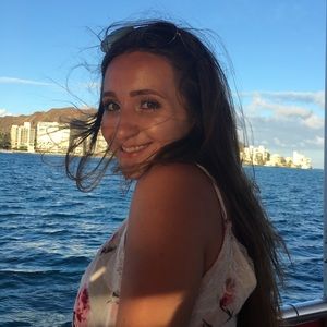 Meet your Posher, Nour